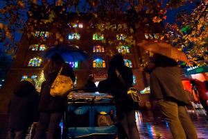 Stollwerck mit beleuchteten Fenstern